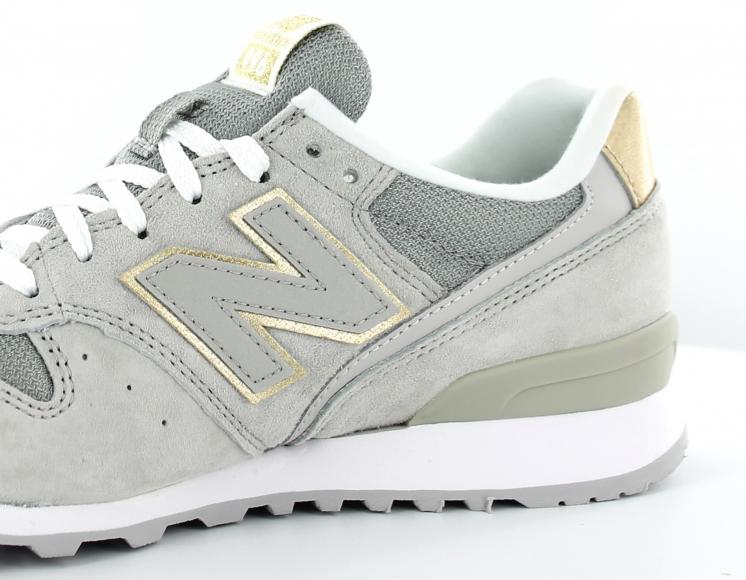 new balance gris et or